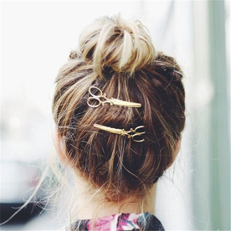2 PCS simple hair ornaments personalized hair clips ornaments retro word folder headdress