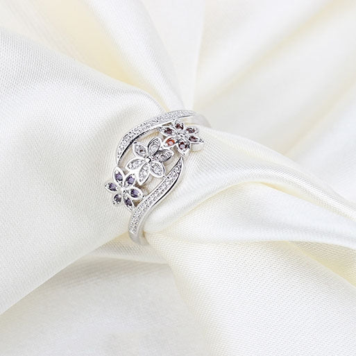 Tricolor Flower Fashion Color Tail Diamond Ring
