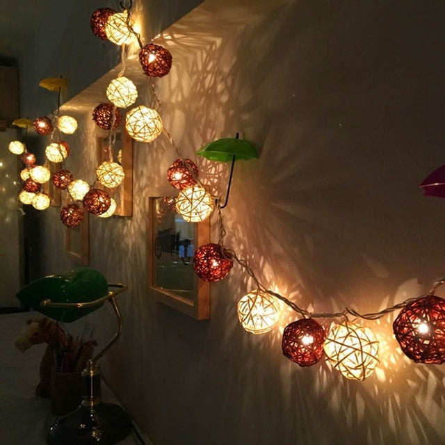20 LEDs Rattan Balls Lights Fairy Holiday Christmas Outdoor LED Decorative Lamp, 4m Battery Style